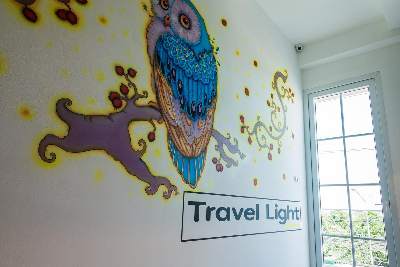 Travel Light Hostel Pattaya Exteriör bild
