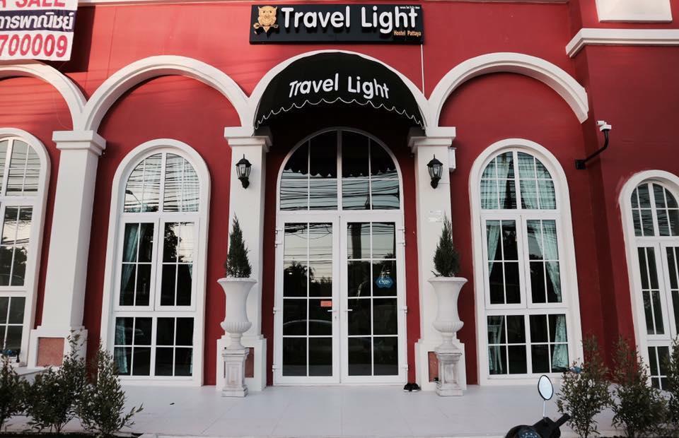 Travel Light Hostel Pattaya Exteriör bild